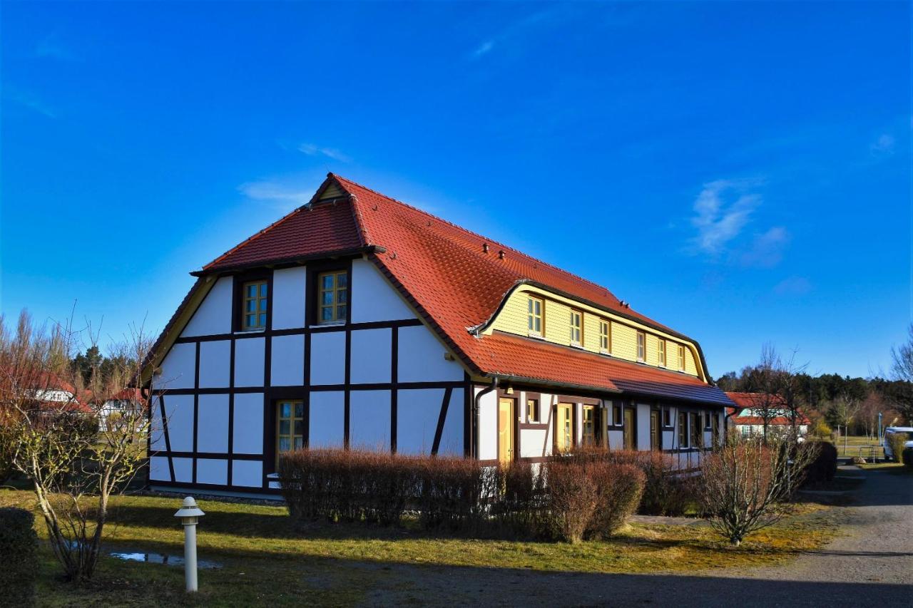 Strandnahe Ferienwohnung Mit Eigener Terrasse - Feriendorf Bakenberg Fewo D06 Dranske Esterno foto