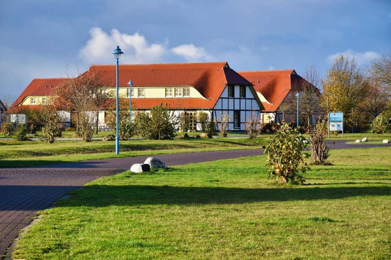 Strandnahe Ferienwohnung Mit Eigener Terrasse - Feriendorf Bakenberg Fewo D06 Dranske Esterno foto