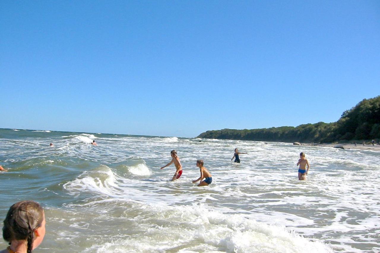 Strandnahe Ferienwohnung Mit Eigener Terrasse - Feriendorf Bakenberg Fewo D06 Dranske Esterno foto